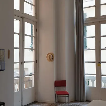 Unique Palazzo In Palazzo Sopranis Appartement Genua