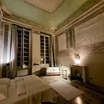 Lejlighed Unique Palazzo In Palazzo Sopranis *